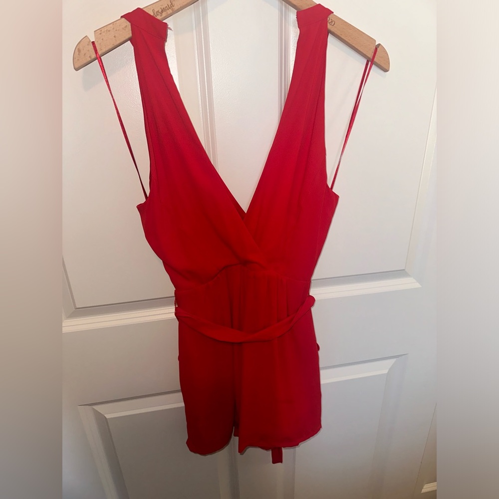 Red V-Neck Express Romper Size 0 - Picture 6 of 7